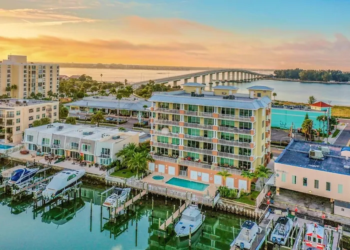 Dolphin's Cove - Clearwater Beach, Fl