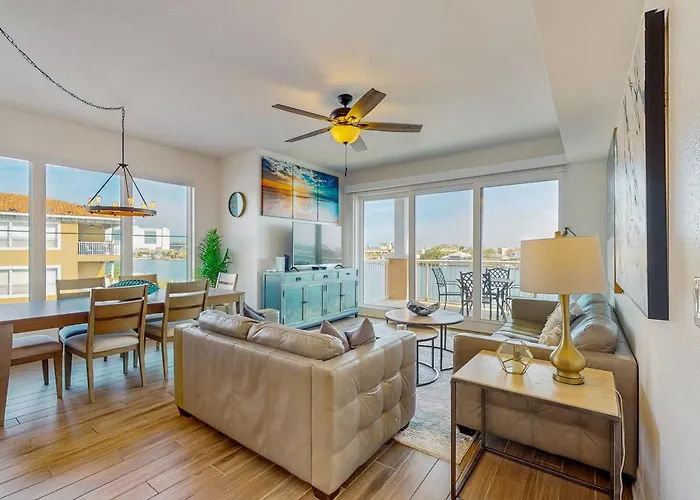 Dolphin's Cove - Clearwater Beach, Fl Holiday home